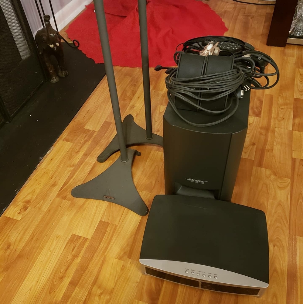 3-2-1 BOSE HOME ENTERTAINMENT CENTER